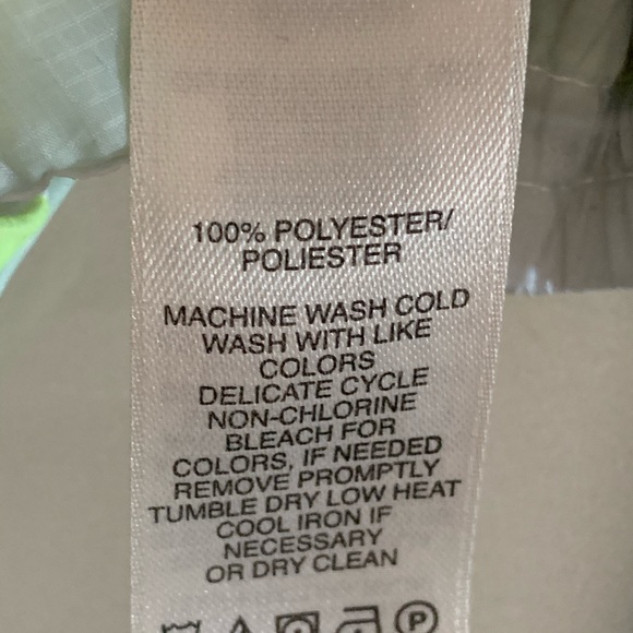 DKNY jeans woman’s XL windbreaker ** 2/$35.00** - Picture 7 of 9